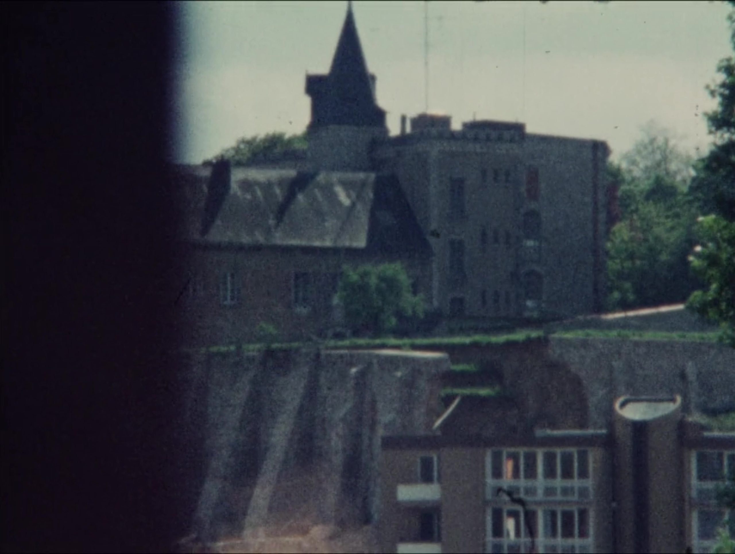 Vieux Montargis - Rue de la Sirène - Contreforts du château - 1978