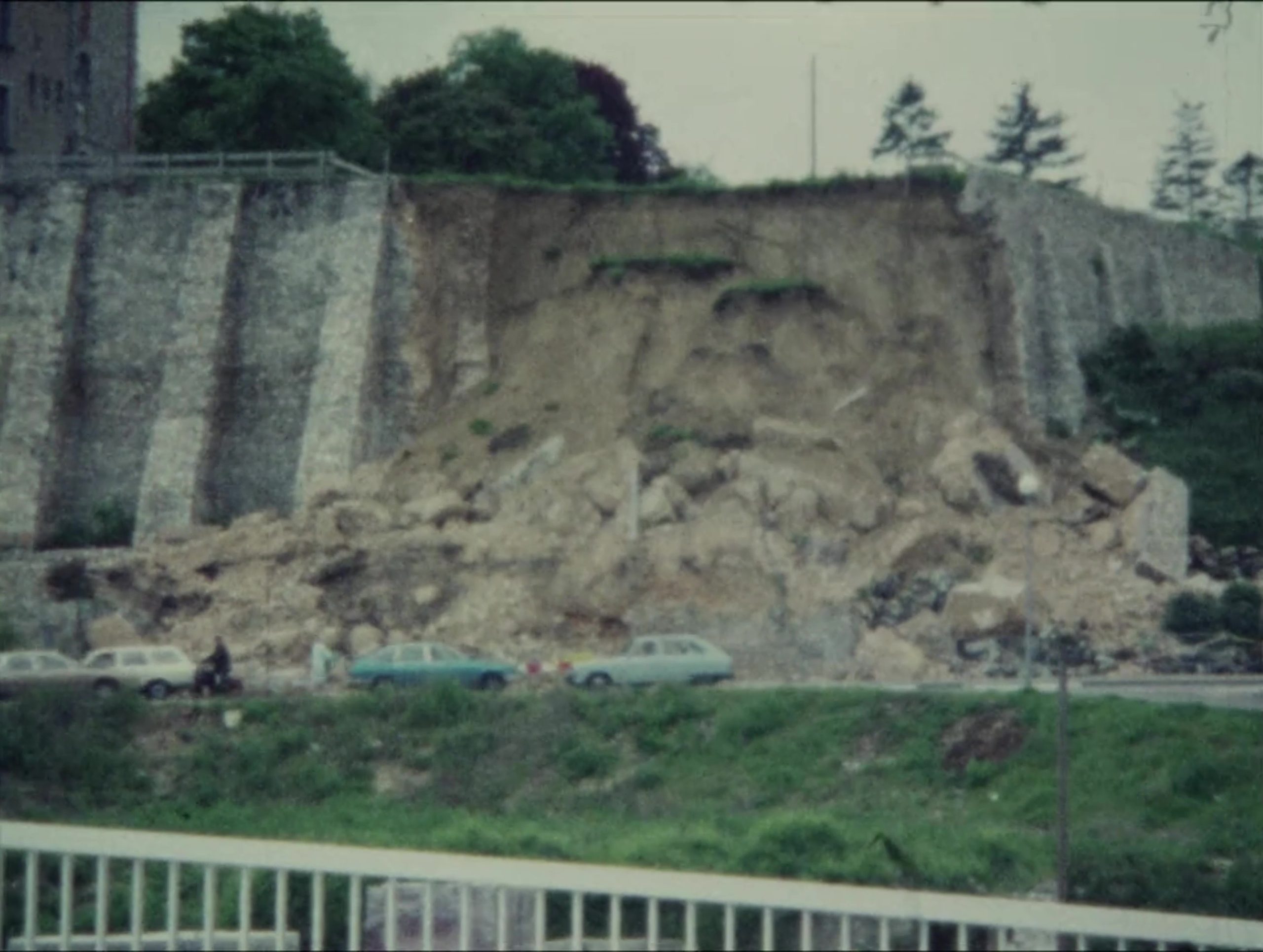 Vieux Montargis - Rue de la Sirène - Contreforts du château - 1978