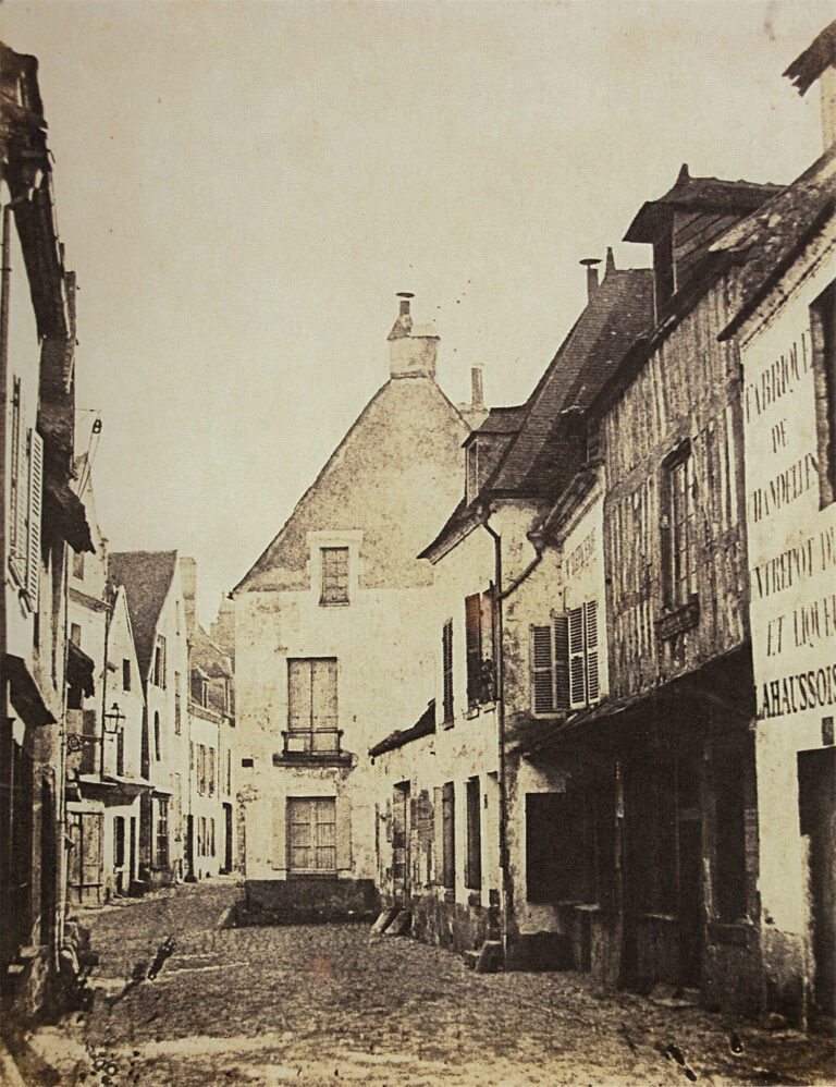 Histoire de Montargis -Rue de la Sirène