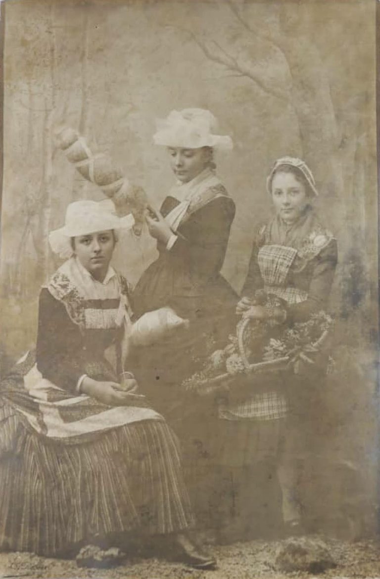 Edouard Buguet, pseudonyme C. Robert, photographe à Montargis