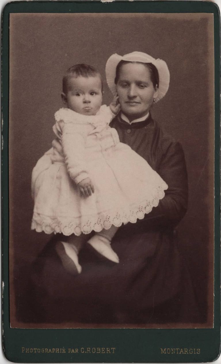 Edouard Buguet, pseudonyme C. Robert, photographe à Montargis