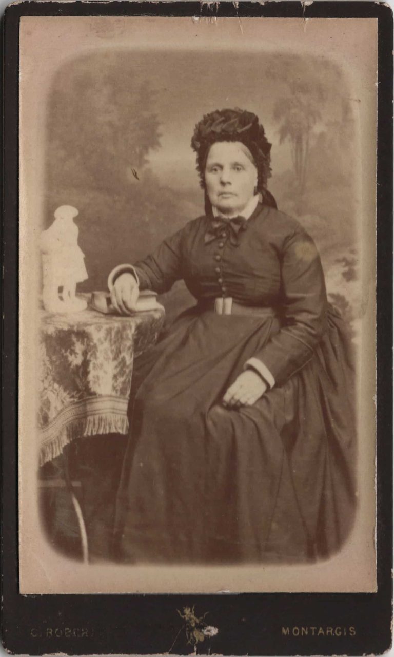 Edouard Buguet, pseudonyme C. Robert, photographe à Montargis