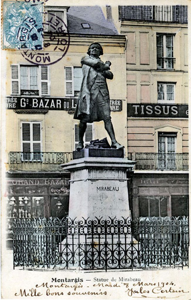 Histoire de Montargis - La Place Mirabeau - Statue Mirabeau