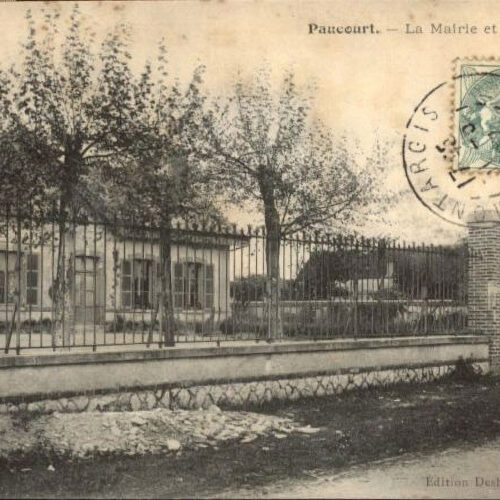 Histoire de Paucourt, 45200 Loiret - La Mairie et l'école